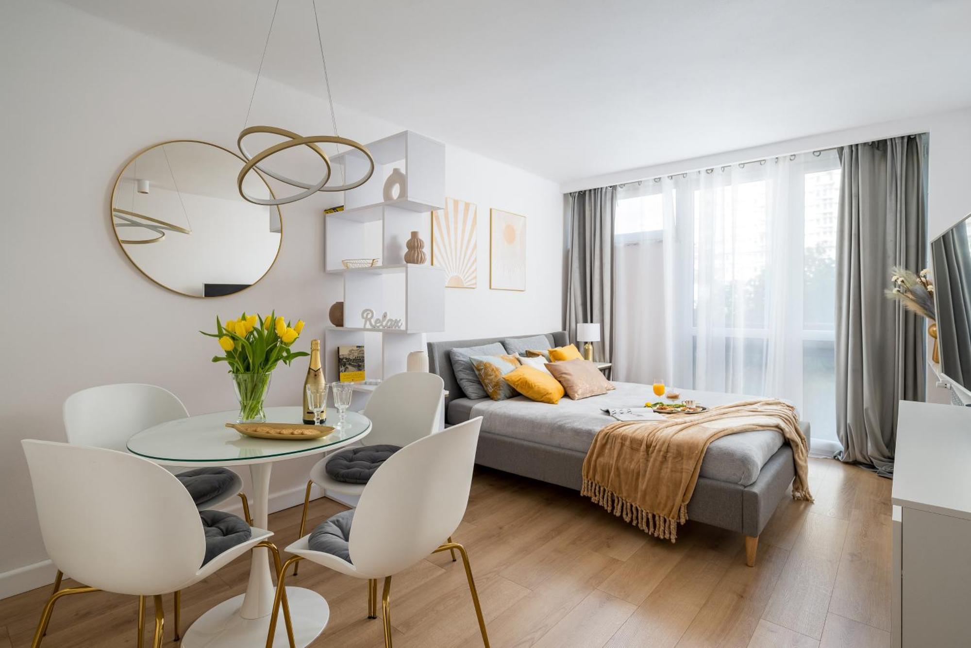 ורשה Gold Premium Central Suite 950 M To Central Station Parking מראה חיצוני תמונה