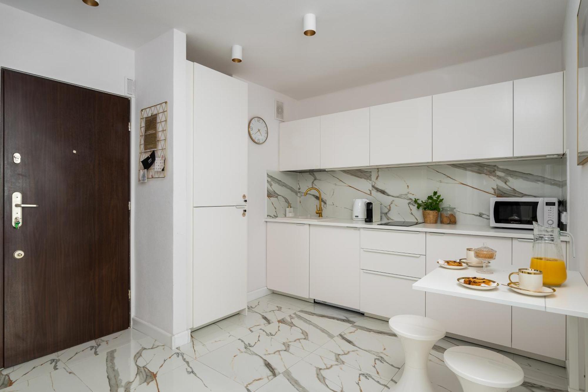 ורשה Gold Premium Central Suite 950 M To Central Station Parking מראה חיצוני תמונה