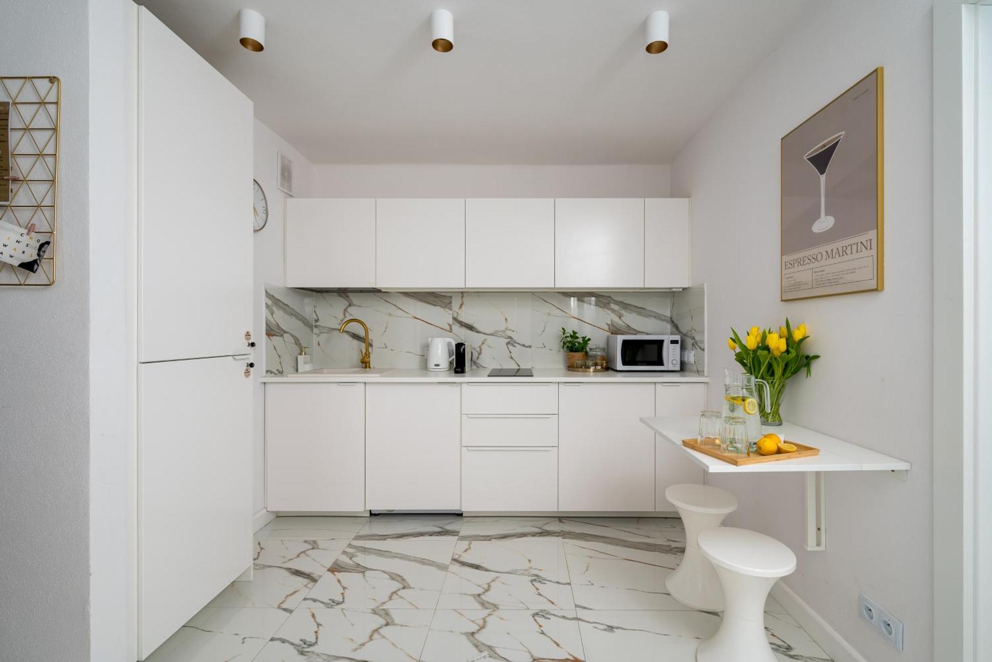 ורשה Gold Premium Central Suite 950 M To Central Station Parking מראה חיצוני תמונה