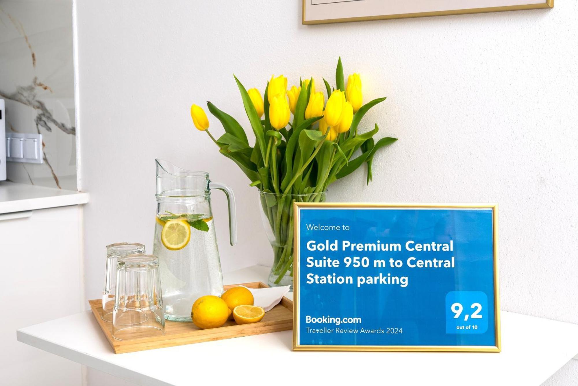 ורשה Gold Premium Central Suite 950 M To Central Station Parking מראה חיצוני תמונה